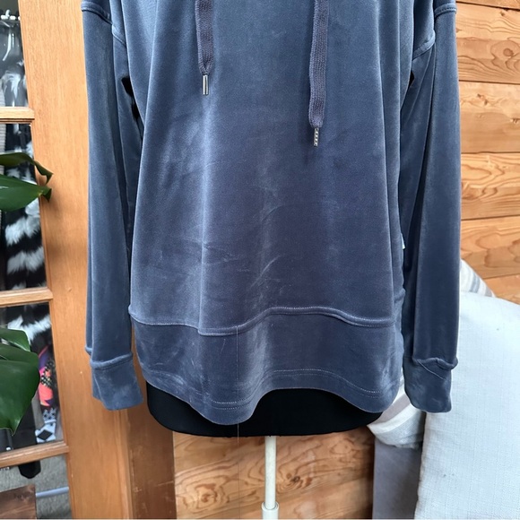Navy Blue Soft Velour Pullover Athleisure Drawstring Hoodie Women’s Size L - Picture 3 of 9